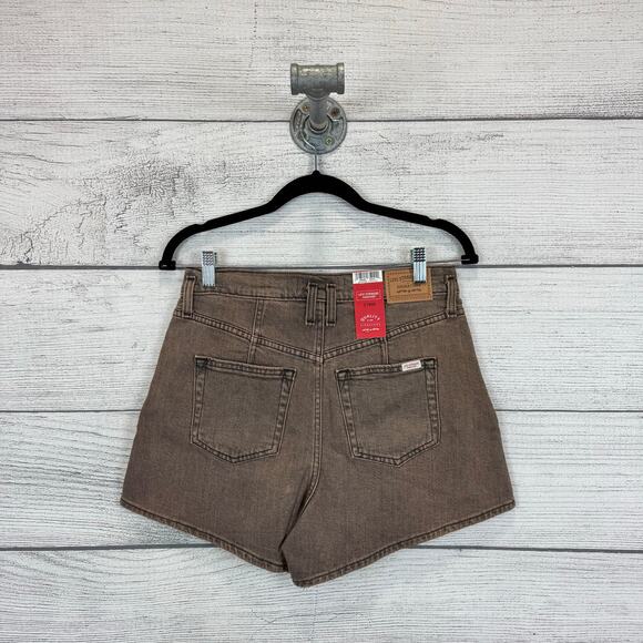 Levi's Strauss Women's Vintage A-Line Seamed Brown High Rise Shorts Size 2 - Picture 6 of 7